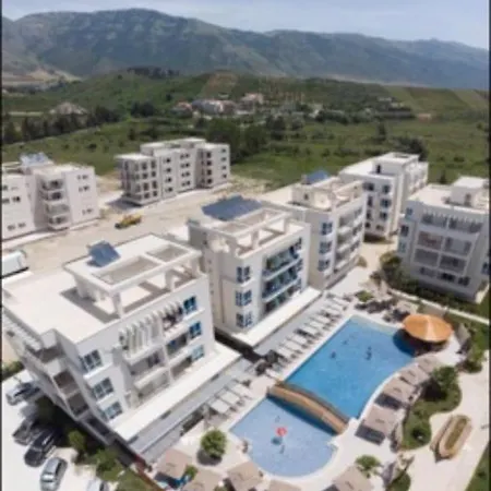 J L 2 Bedroom Tirana Radhime *
