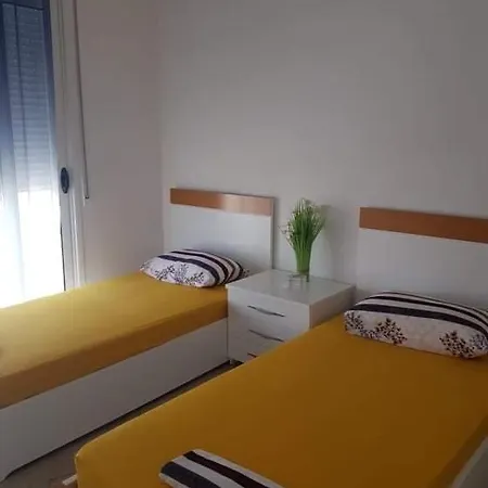 J L 2 Bedroom Tirana Radhime